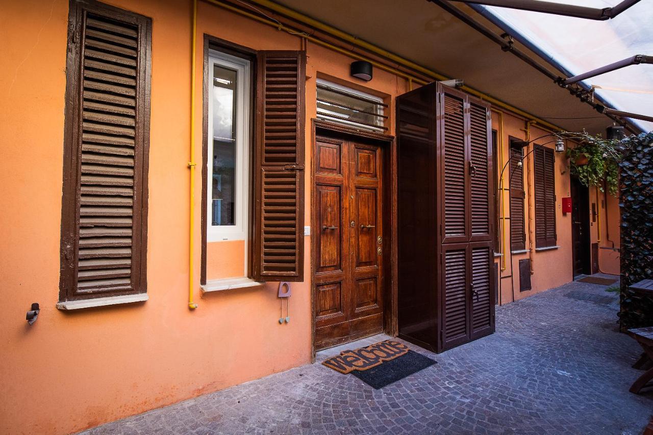 רומא Cosy Studio In The Greenest Corner Of Trastevere מראה חיצוני תמונה