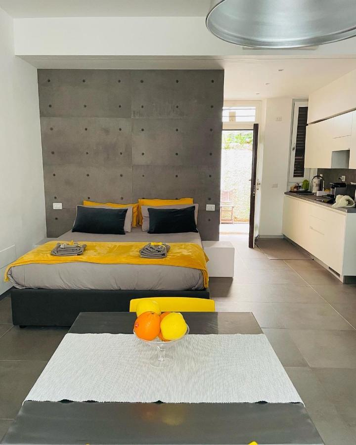 רומא Cosy Studio In The Greenest Corner Of Trastevere מראה חיצוני תמונה